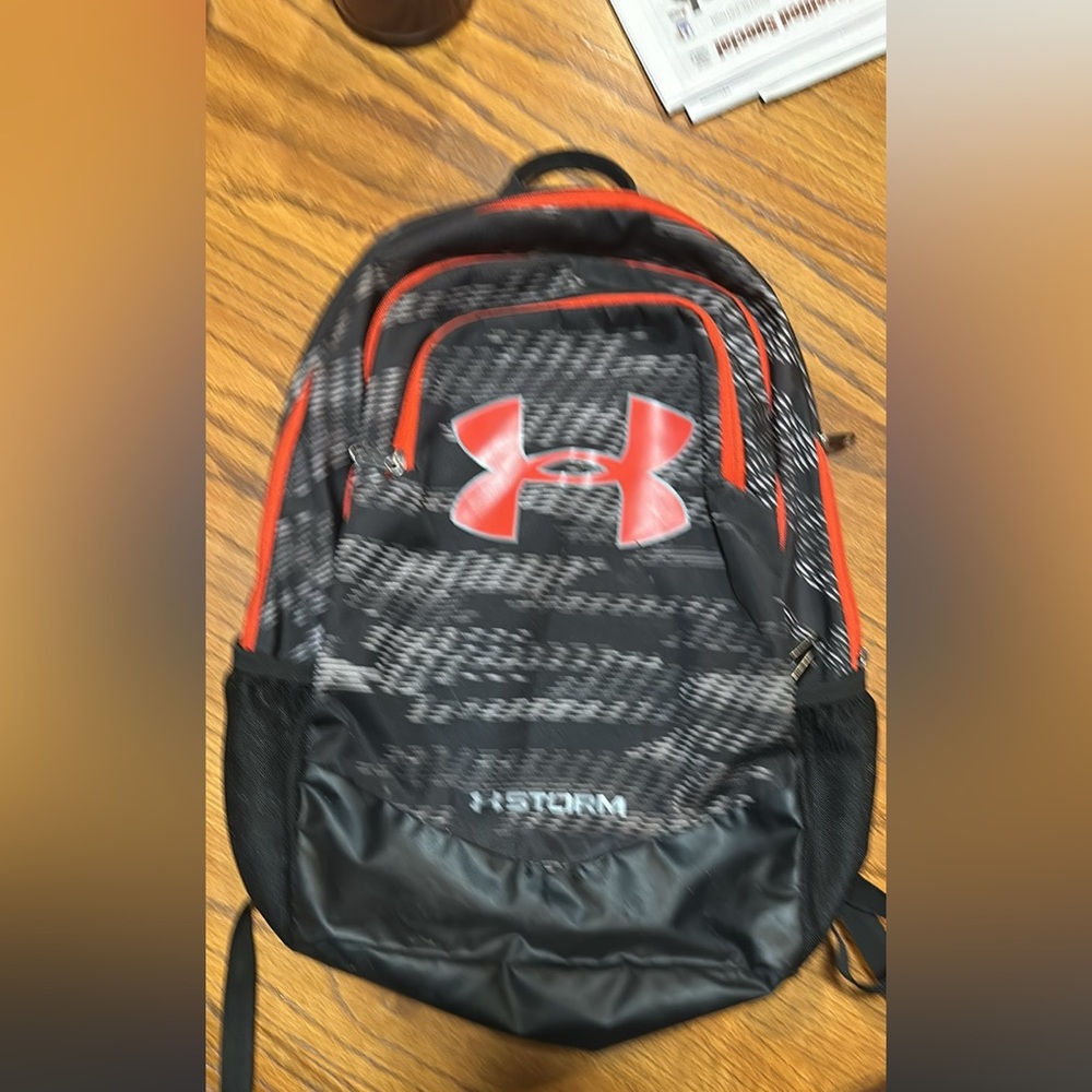 Under armour backpack like new